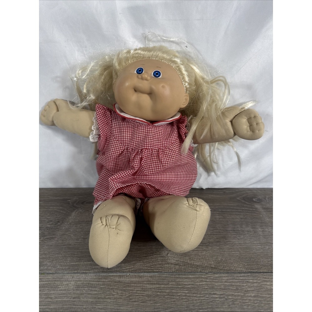 Cabbage Patch Doll 1986 Blue Eyes Blonde Cornsilk Hair Mold 8